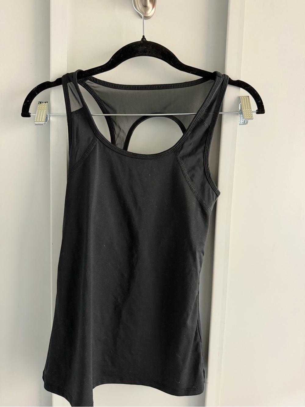 Fabletics Black Mesh Panel Built In Bra Running Tank Top S - Picture 4 of 9